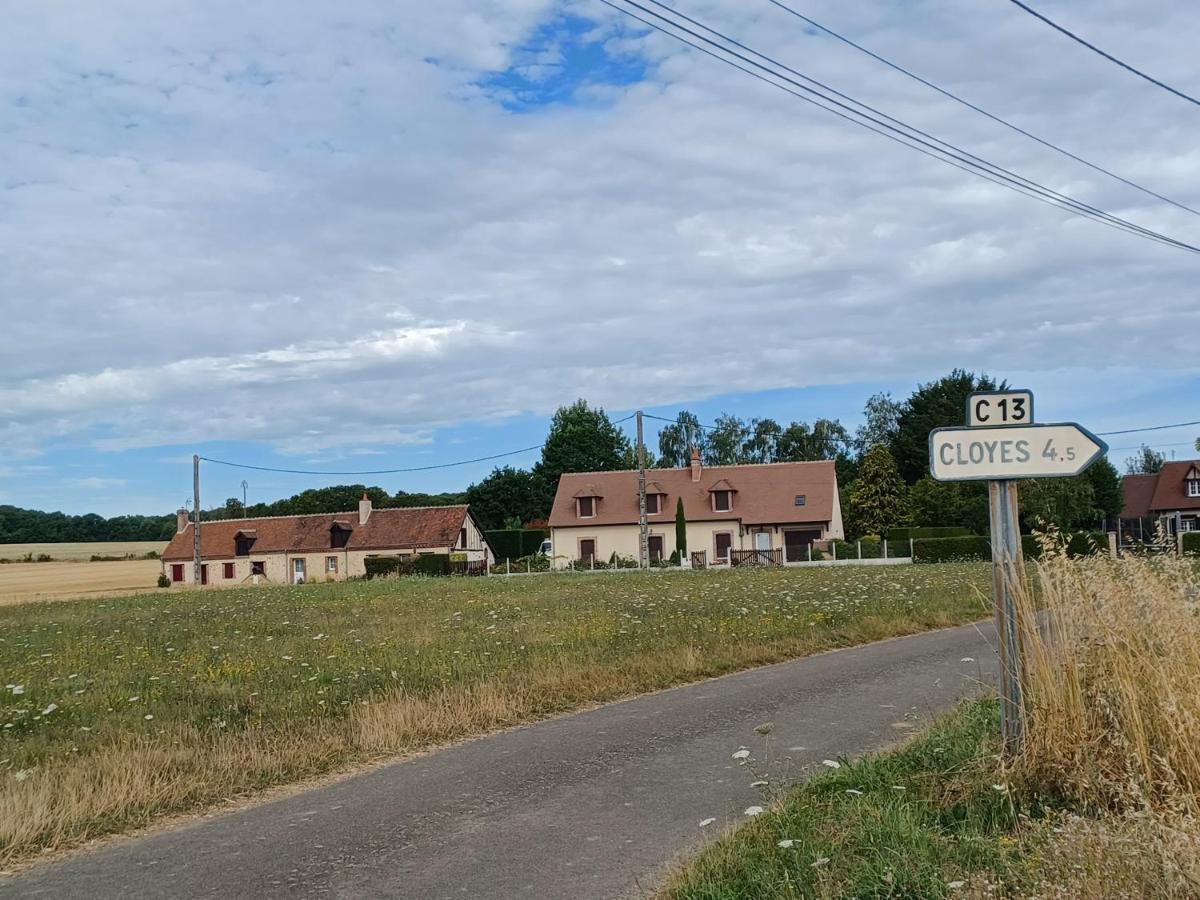 Gîtes les Terriers Saint-Jean-Froidmentel Extérieur photo